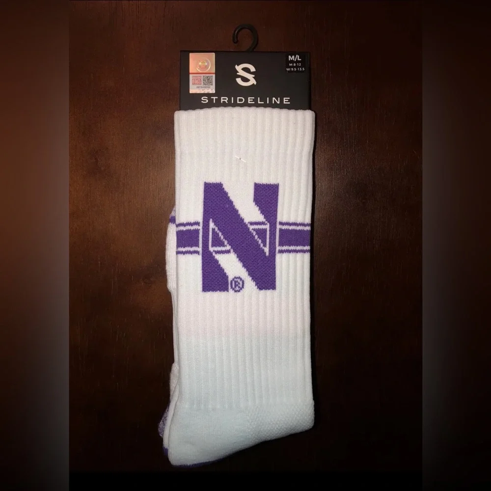 NORTHWESTERN UNIVERSITY STRIDELINE CREW SOCKS NWT MEN’S SHOE SIZE 8-12
